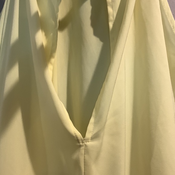 Bright and light dress - Picture 6 of 7